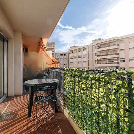 St Patrick - Cosy 1bdr In Carnoles Apartman